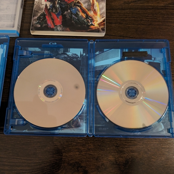 LIKE NEW Transformers Blu-ray movie collection (set of 4) - Picture 5 of 15